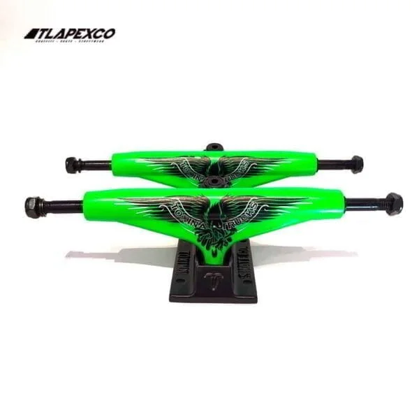 TOXINA  TRUCK  CUERVO NEON