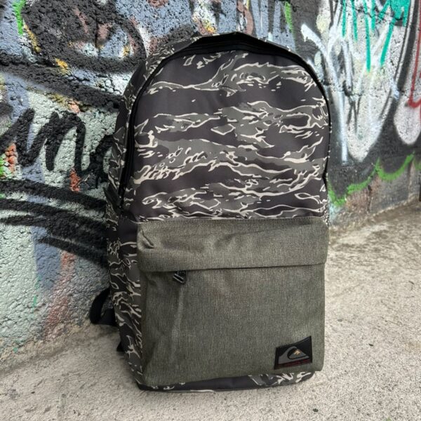 OUIKSILVER MOCHILA THE POSTER TIGER CAMO